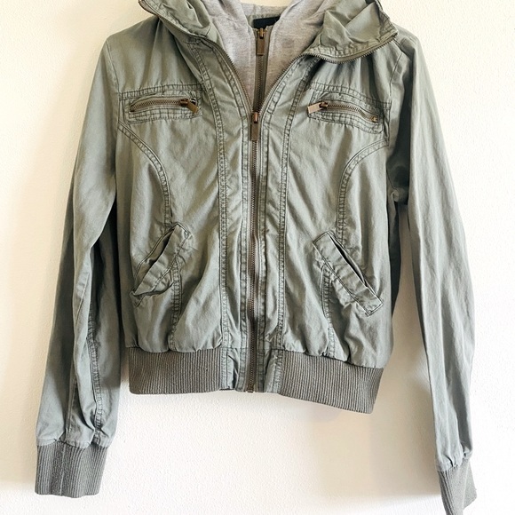 Full Tilt Jackets & Blazers - Full Tilt Light Jacket Cropped Double Zipper Green